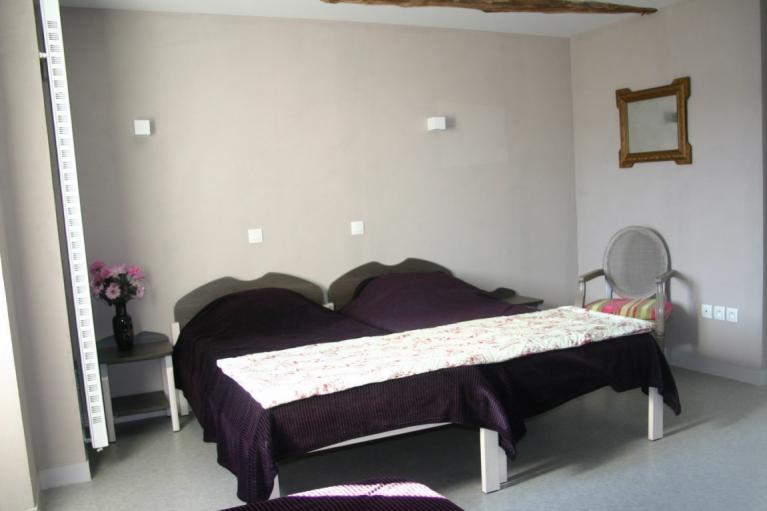 Chambre 4 / 3 personnes Chambre 4 / 3 personnes